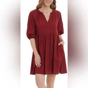 Ruby Wine London Times A-line dress w/ v-neckline. Size XL